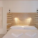 Апартаменты Guesthost - Porta Nuova X6 With Balcony