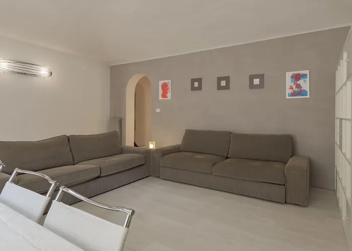 Guesthost - Porta Nuova X6 With Balcony *