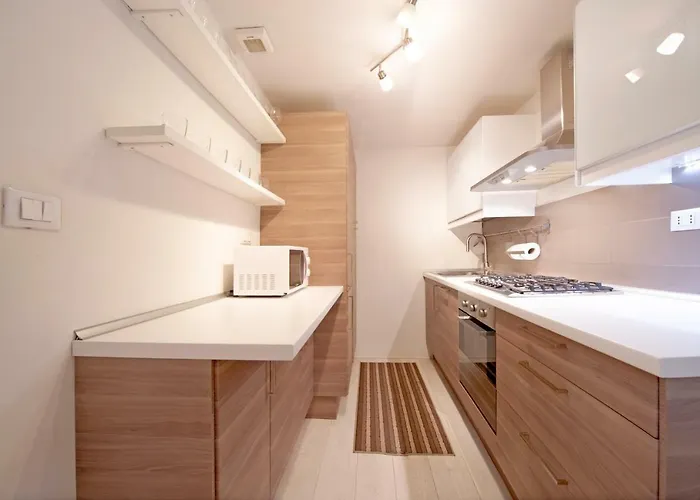 Apartmán Guesthost - Porta Nuova X6 With Balcony *