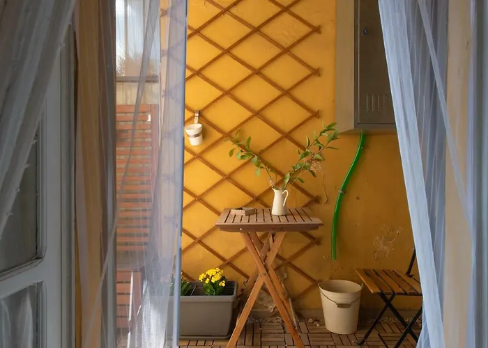 Guesthost - Porta Nuova X6 With Balcony *